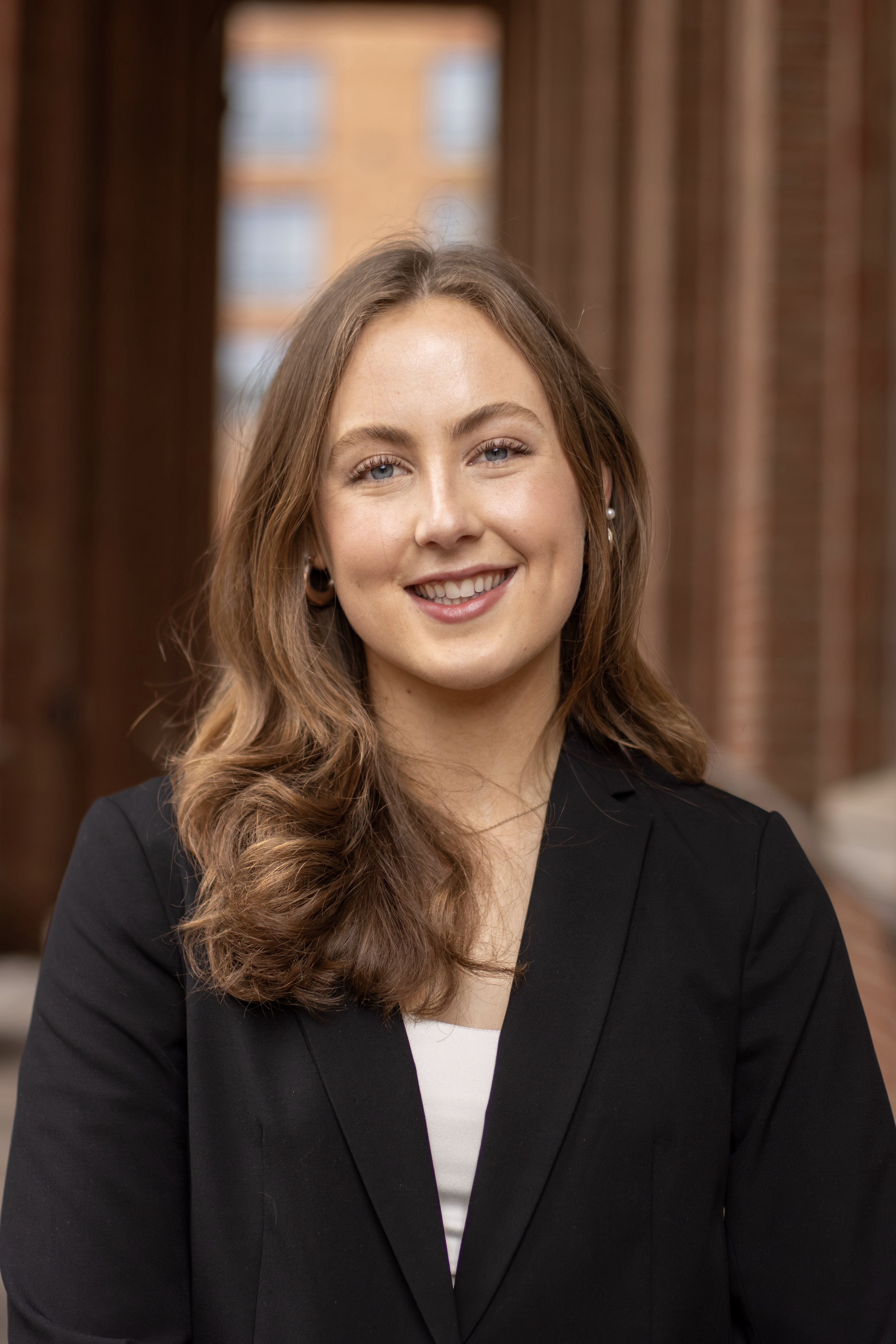 Katie Dunn Headshot